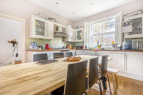 22 Cambridge Road North, London, W4 4AA