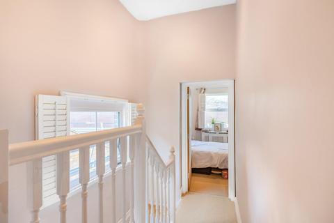 22 Cambridge Road North, London, W4 4AA