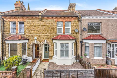 33 Burnhill Road, Beckenham, BR3 3LA