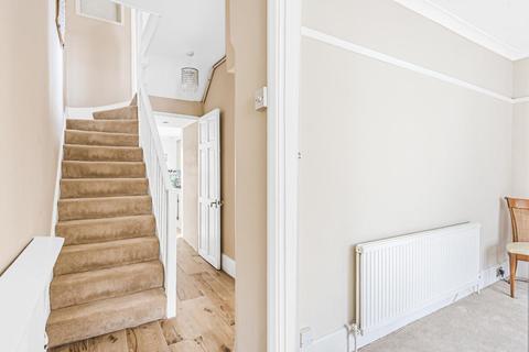33 Burnhill Road, Beckenham, BR3 3LA