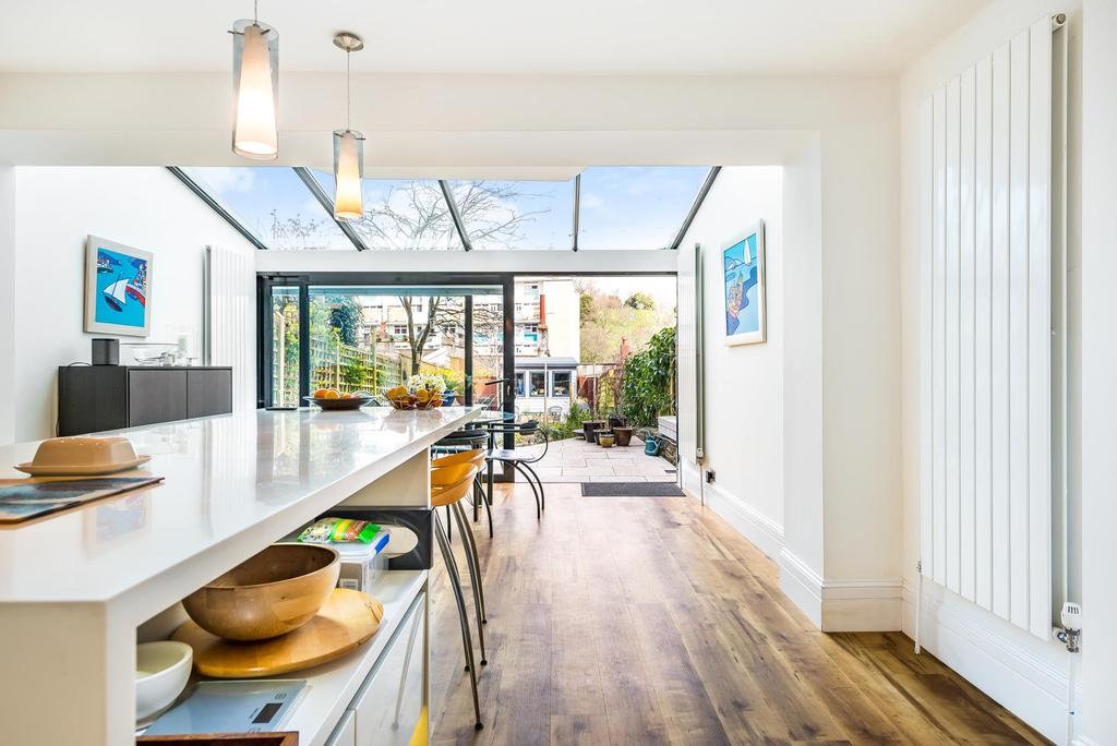 Kitchen Feature