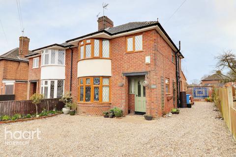 164 Constitution Hill, Norwich, NR3 4HB