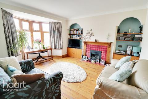 164 Constitution Hill, Norwich, NR3 4HB