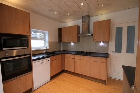 2 Dianne Road, Thornton-cleveleys, FY5 4EF