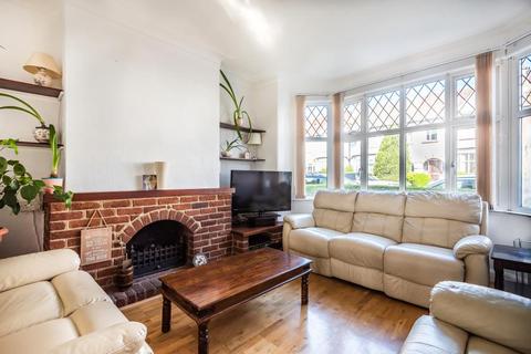 9 Montpelier Road, London, N3 2ER
