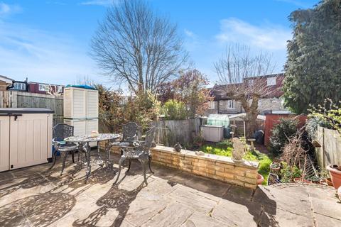 9 Montpelier Road, London, N3 2ER