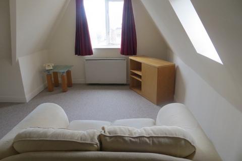 1 bedroom flat to rent, WINDSOR,  ELIZABETH COURT