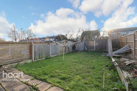 15 Howell Road, Corringham, Stanford-le-hope, SS17 8JL