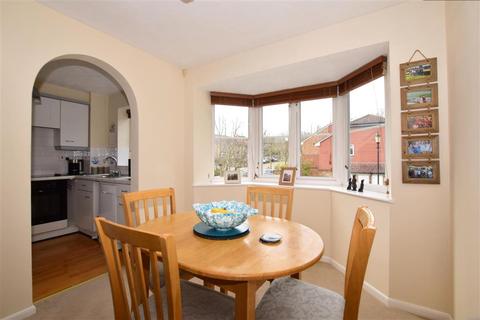 193 Autumn Drive, Sutton, SM2 5FA