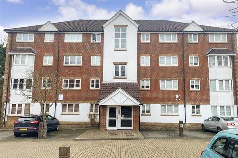 193 Autumn Drive, Sutton, SM2 5FA