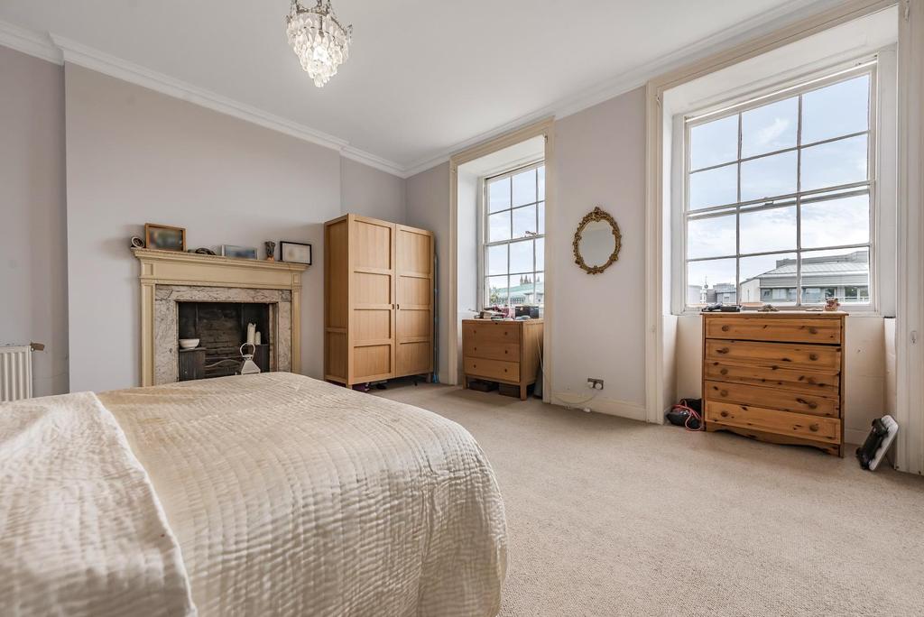 Bedrooom 1