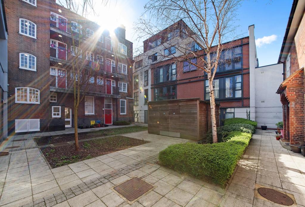 Couryard