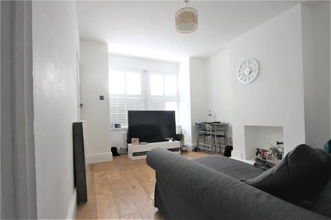 359a Whitehorse Road, Thornton Heath, CR7 8SD