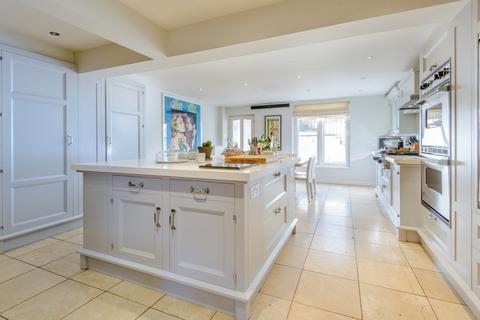 8 Trinity Place, Windsor, SL4 3AP