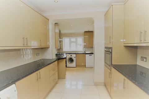 82 Becmead Avenue, Harrow, HA3 8EZ