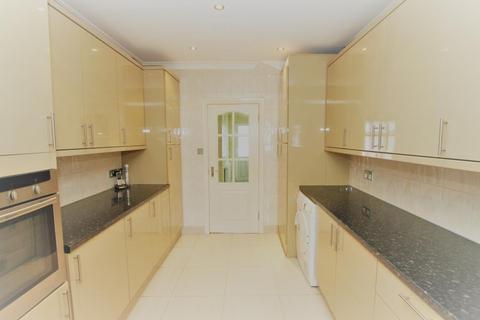 82 Becmead Avenue, Harrow, HA3 8EZ