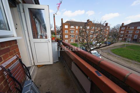 5 Althorne Gardens, London, E18 2DA