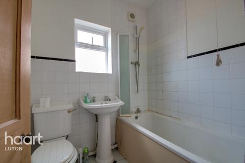 2 Cambridge Street, Luton, LU1 3QS