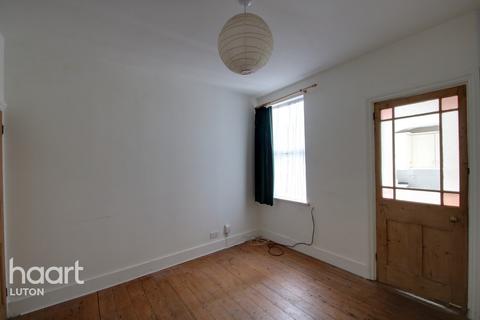 2 Cambridge Street, Luton, LU1 3QS