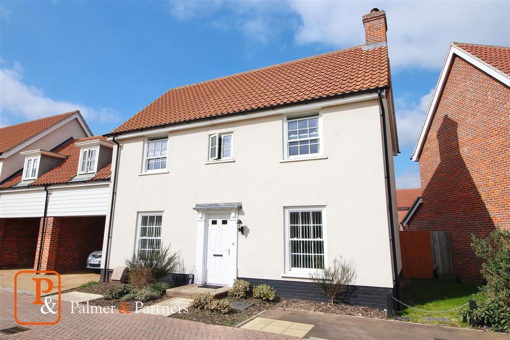 Willis Crescent, Ipswich 4 bed link detached house £400,000