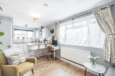 10 Little Dimocks, London, SW12 9JH