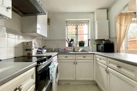 93 Ruston Road, London, SE18 5QY