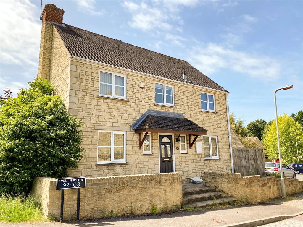 Eton Close, Witney, Oxfordshire, OX28 4 bed detached house £500,000