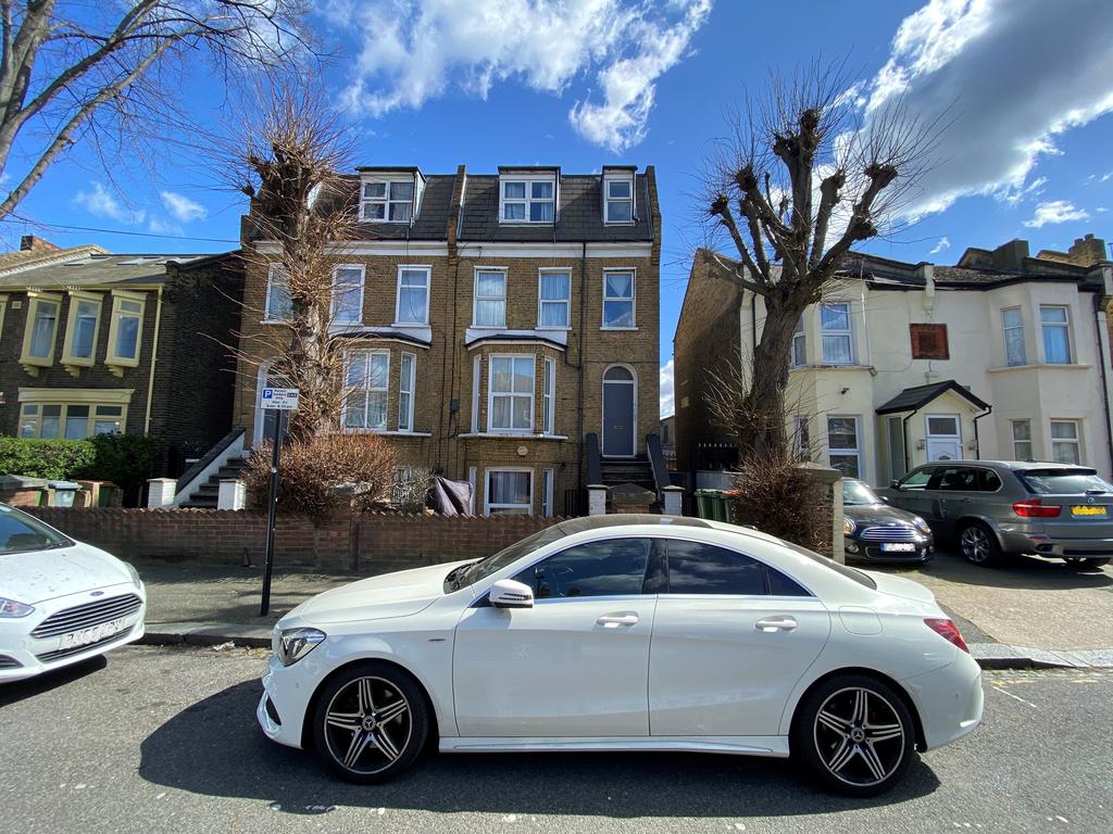 Disraeli Road, Forest Gate, London E7 1 bed ground floor flat £269,950