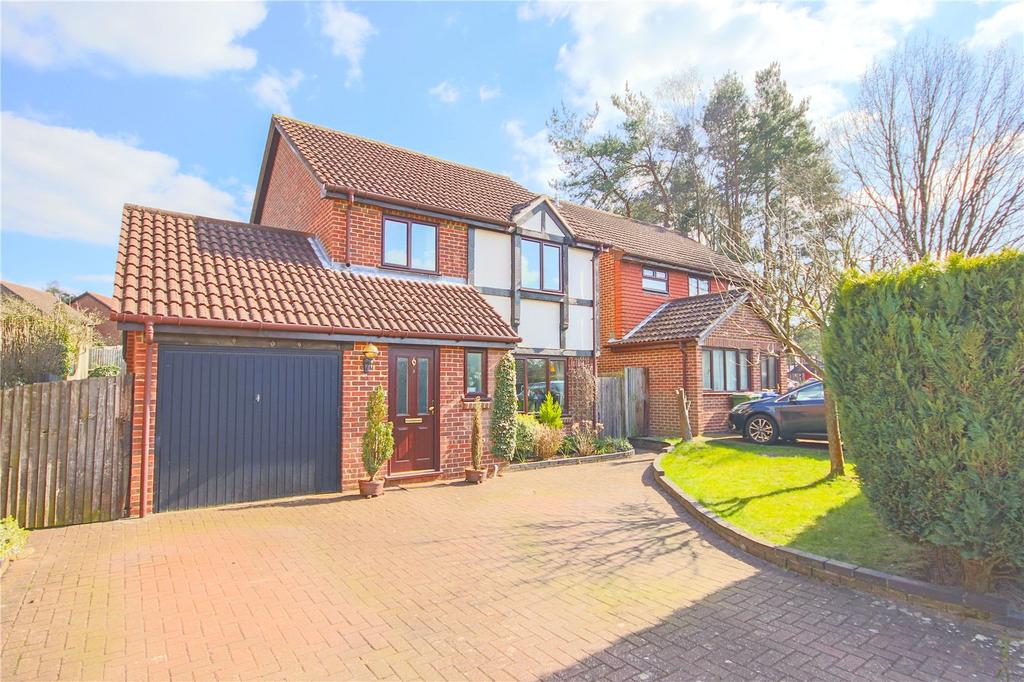 Woodmancott Close, Forest Park, Bracknell, Berkshire, RG12 4 bed