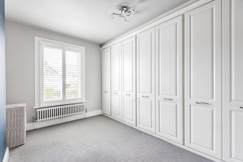 23 White Horse Hill, Chislehurst, BR7 6DG