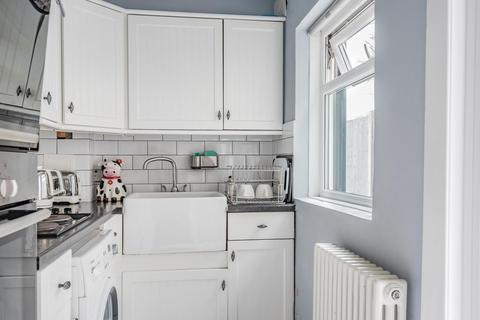 23 White Horse Hill, Chislehurst, BR7 6DG
