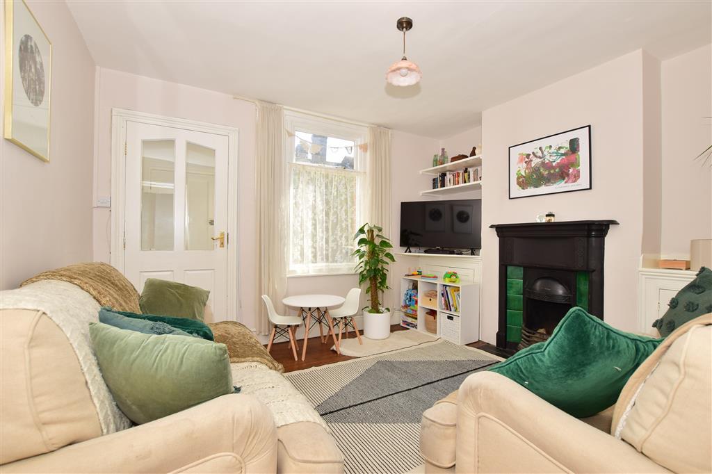 St. Marys Road, Faversham, Kent 3 bed terraced house £340,000