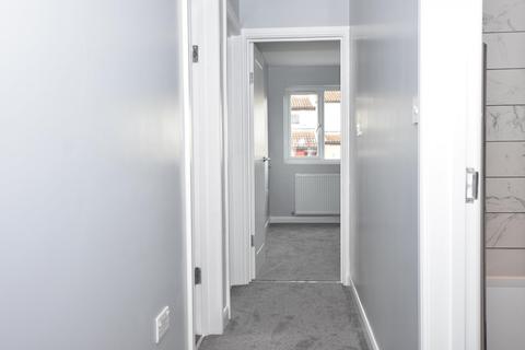 10 Wimpole Road, Beeston, Nottingham, NG9 3LQ
