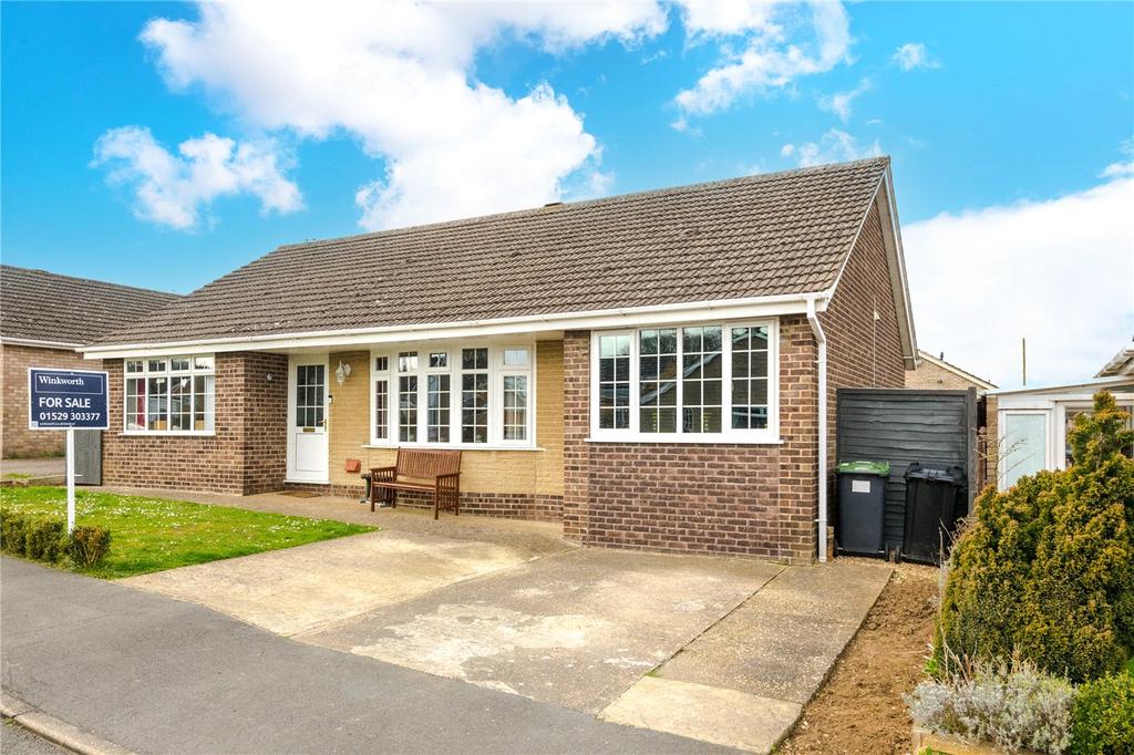 Dane Close, Metheringham, Lincoln, LN4 3 bed bungalow £235,000