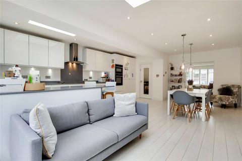 2 Kenneth Gardens, Stanmore, HA7 3SD
