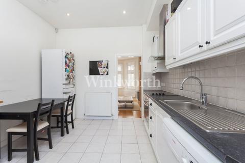 25 Devonshire Road, Palmers Green, London, N13 4QU