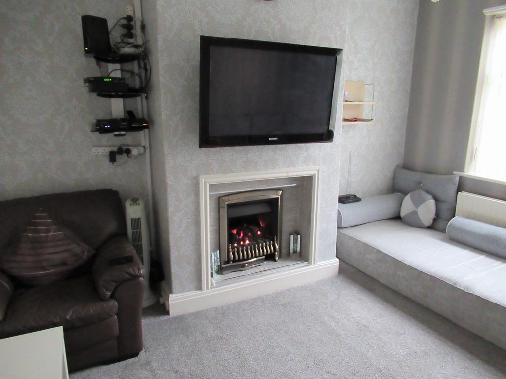 Eldon Road, Blackburn, BB1 3 bed terraced house £160,000