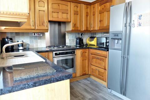 59 Coniston Drive, Bolton Upon Dearne, Rotherham, S63 8NE