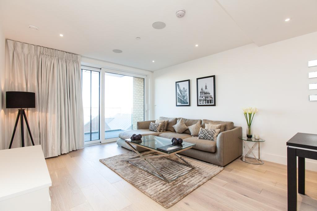 Westbourne Apartments, Central Avenue, Fulham Riverside SW6 2 bed