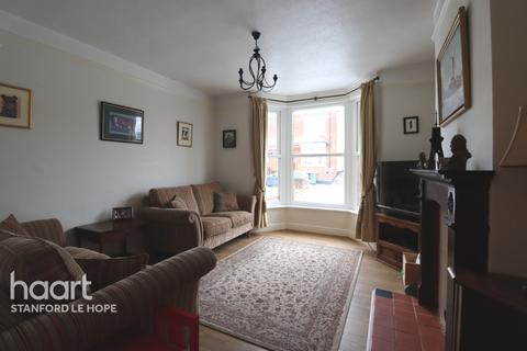48 Fairview Avenue, Stanford-le-hope, SS17 0DT