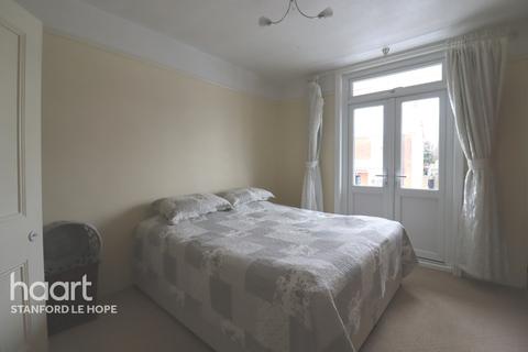 48 Fairview Avenue, Stanford-le-hope, SS17 0DT