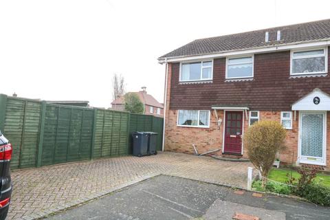 5 Glebe Close, Hayling Island, PO11 0LB
