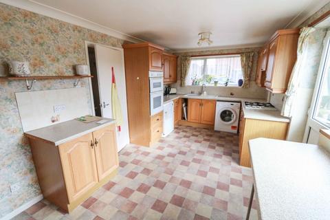 5 Glebe Close, Hayling Island, PO11 0LB