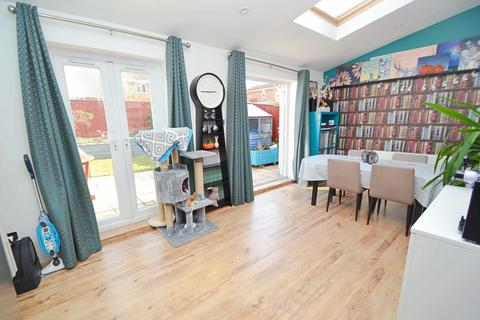 8 Batcombe Close, Bournemouth, BH11 8PG