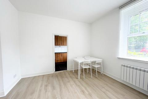 2 bedroom flat to rent, Avonley Road, London , SE14