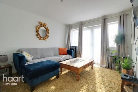 1 Dunton Road, Romford, RM1 4AH