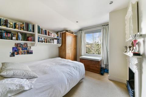 55 Craigerne Road, London, SE3 8SN