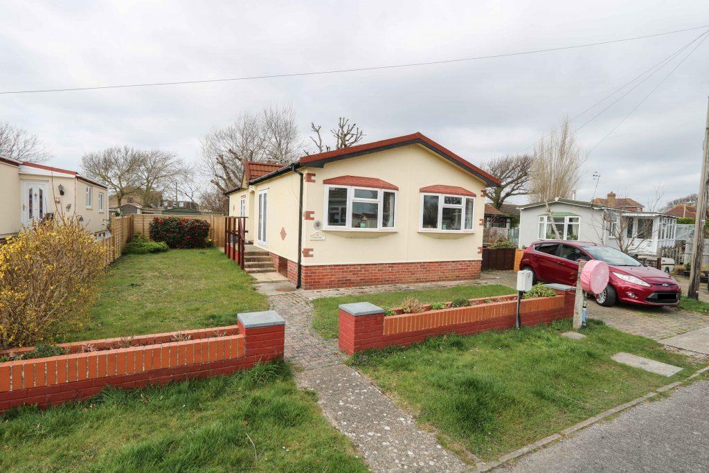 House For Sale Hayling Island at Christopher Goodridge blog