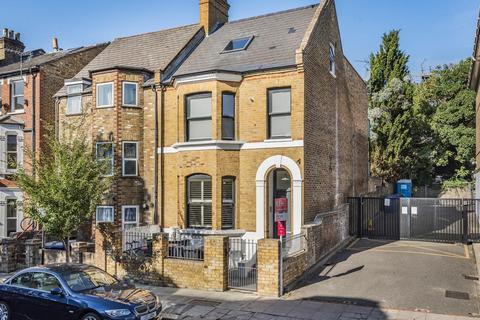 Flat 2, 25 Birkbeck Road, London, W3 6BQ