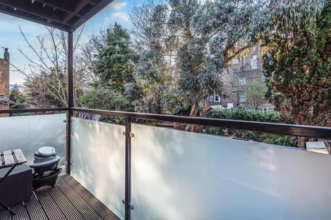 Flat 2, 25 Birkbeck Road, London, W3 6BQ